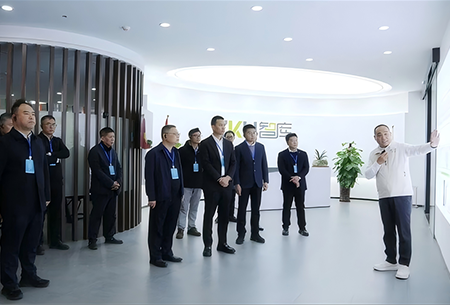 东莞市副市长一行莅临智库视察指导